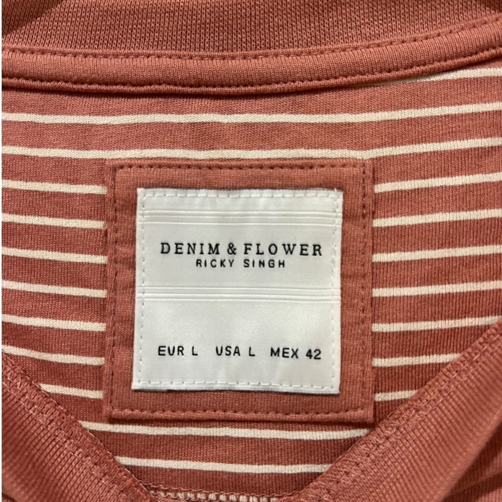 Denim & Flower Pink Short Sleeve Tee Shirt - Picture 4 of 6